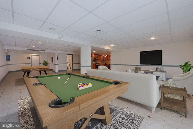 1805 CONEWAGO LN, Lancaster, PA 17601