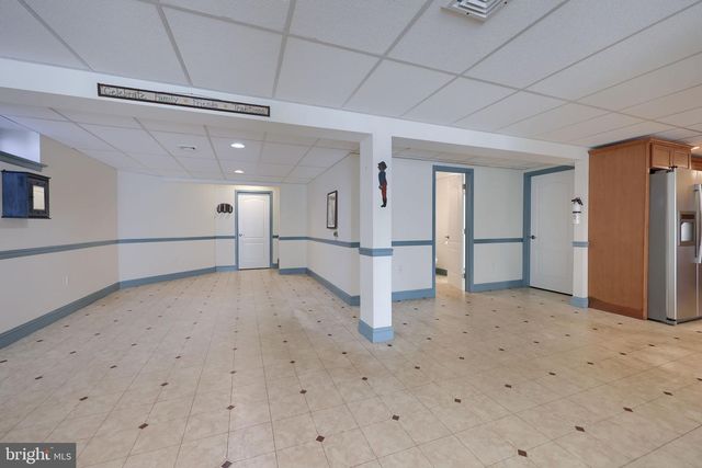 1805 CONEWAGO LN, Lancaster, PA 17601