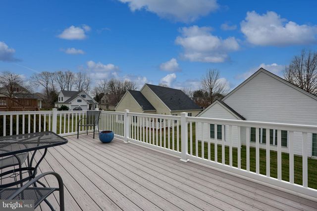 1805 CONEWAGO LN, Lancaster, PA 17601