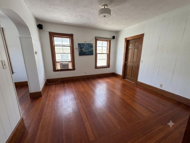 58 Willow Ave 58A, Somerville, MA 02144