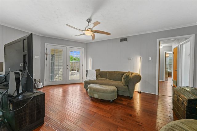 1233 Bardfield Avenue, Garland, TX 75041