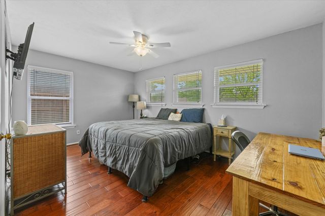 1233 Bardfield Avenue, Garland, TX 75041