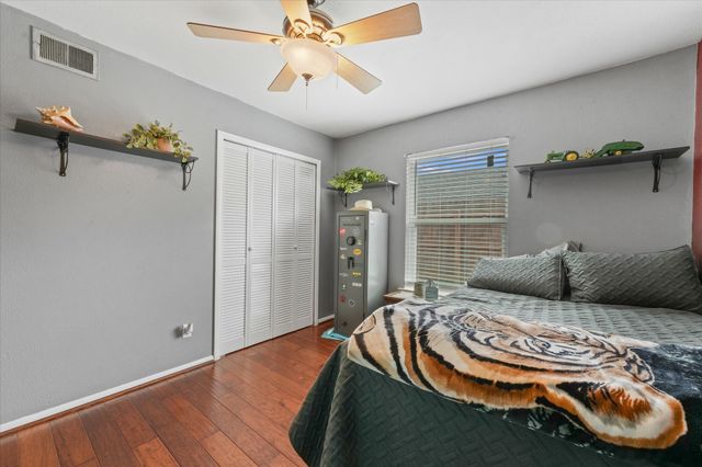 1233 Bardfield Avenue, Garland, TX 75041