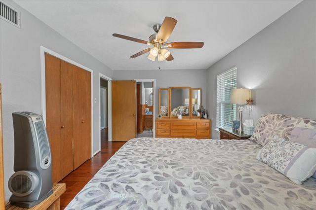 1233 Bardfield Avenue, Garland, TX 75041