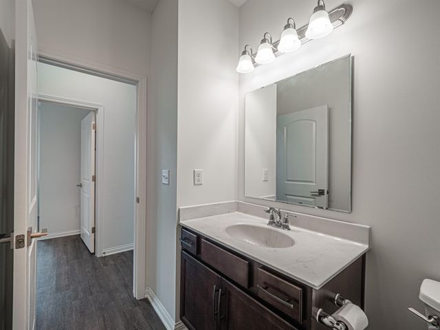 5480 Baywater Drive, Newburgh, IN 47630