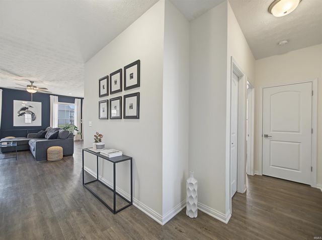 5480 Baywater Drive, Newburgh, IN 47630