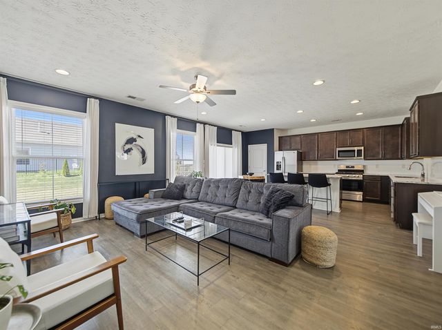5480 Baywater Drive, Newburgh, IN 47630