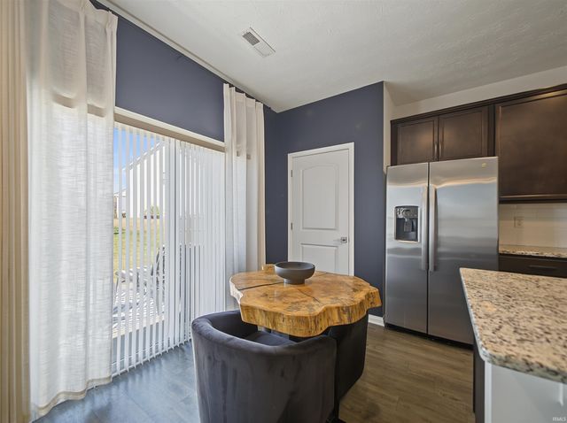 5480 Baywater Drive, Newburgh, IN 47630