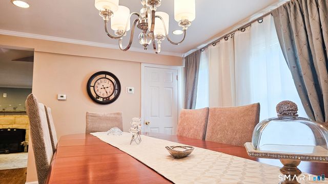 384 Long Hill Road, South Windsor, CT 06074