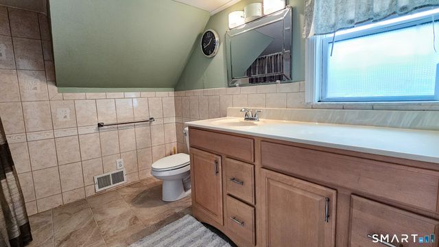384 Long Hill Road, South Windsor, CT 06074