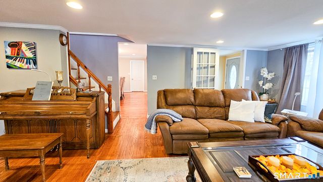 384 Long Hill Road, South Windsor, CT 06074