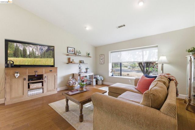 12930 Beckwith Cir, Sonora, CA 95370