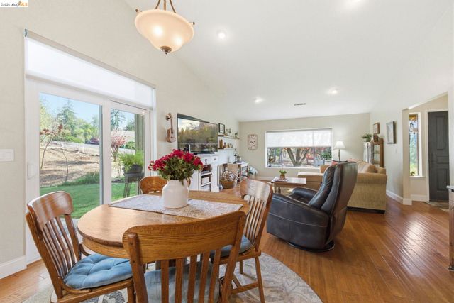 12930 Beckwith Cir, Sonora, CA 95370