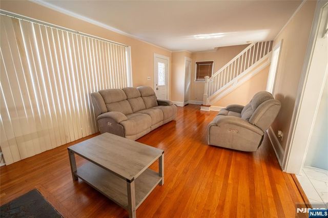 20 Maple Street, West Orange, NJ 07052