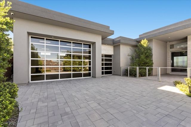 615 Scenic Rim Drive, Henderson, NV 89012
