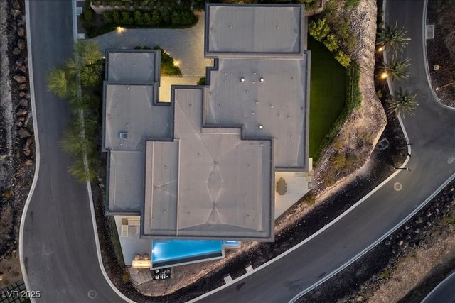 615 Scenic Rim Drive, Henderson, NV 89012