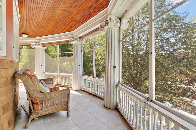 3013 James Avenue S, Minneapolis, MN 55408