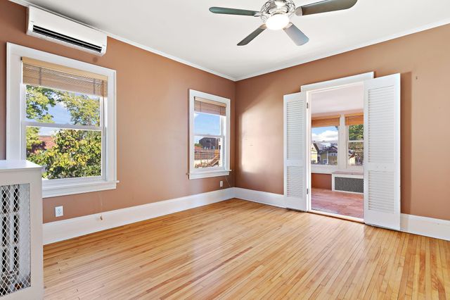 3013 James Avenue S, Minneapolis, MN 55408