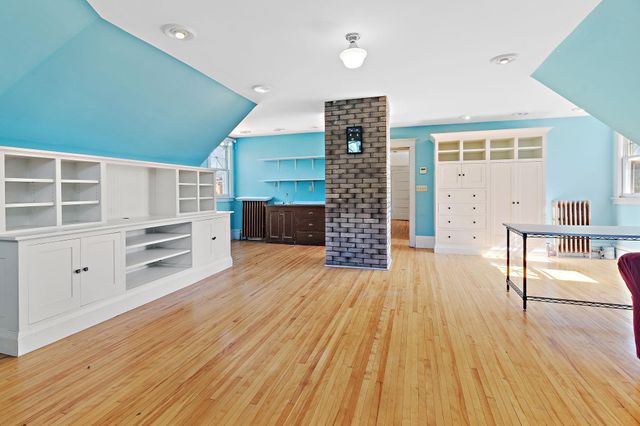 3013 James Avenue S, Minneapolis, MN 55408