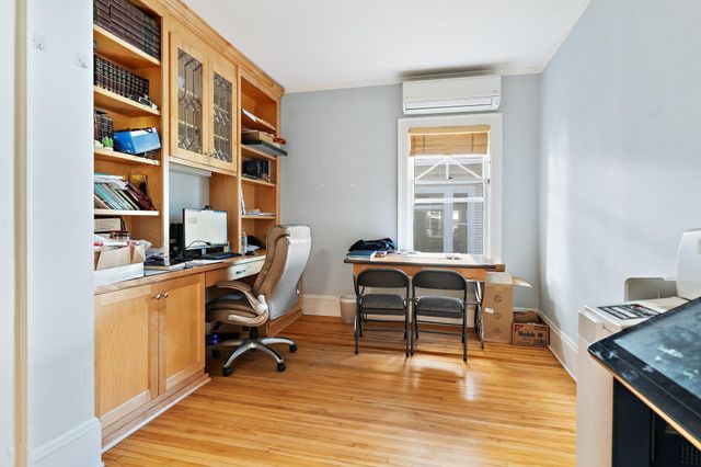 3013 James Avenue S, Minneapolis, MN 55408