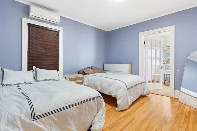 3013 James Avenue S, Minneapolis, MN 55408