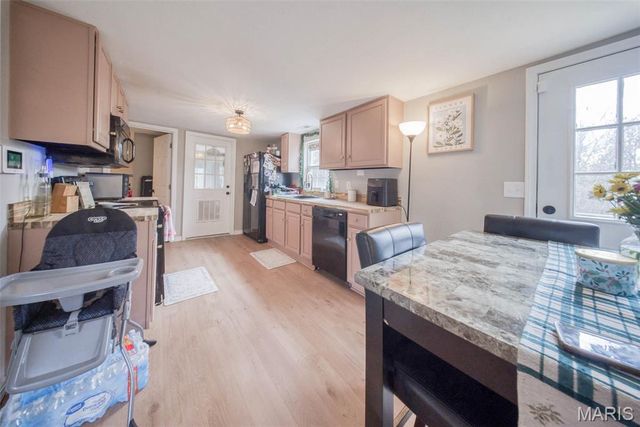 11275 County Road 3030, Rolla, MO 65401