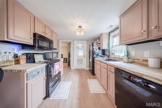 11275 County Road 3030, Rolla, MO 65401