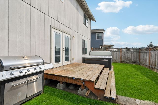 15402 41st Avenue E, Tacoma, WA 98446