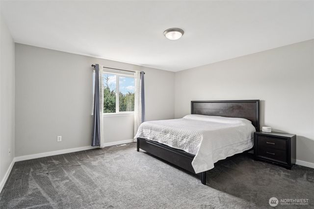 15402 41st Avenue E, Tacoma, WA 98446