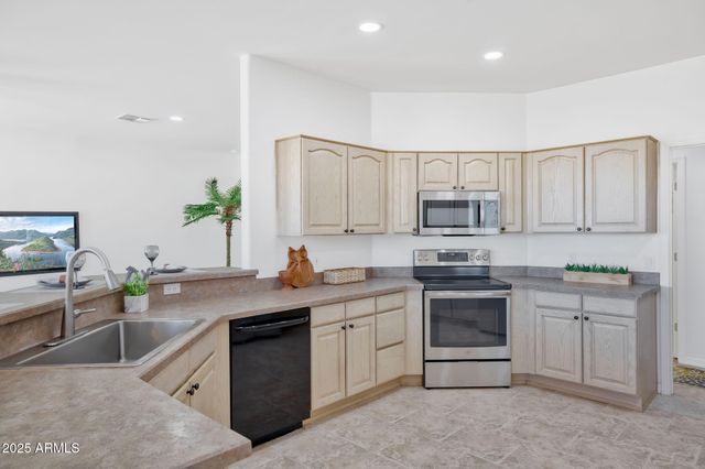 15436 E EL LAGO Boulevard, Fountain Hills, AZ 85268