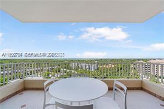 789 Crandon Blvd 1003, Key Biscayne, FL 33149