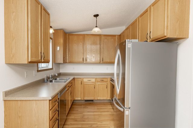 5964 24th Street S, Fargo, ND 58104