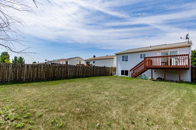 5964 24th Street S, Fargo, ND 58104