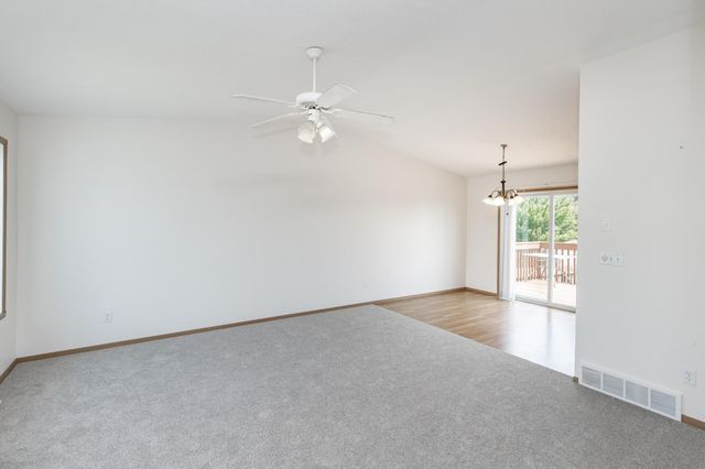 5964 24th Street S, Fargo, ND 58104