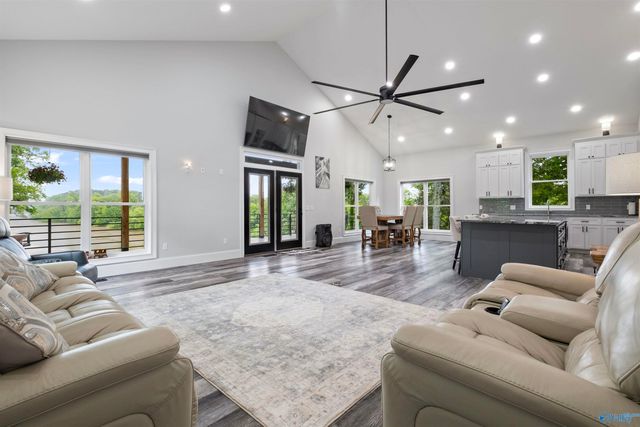 1218 Fitts Ferry Road, Gadsden, AL 35901