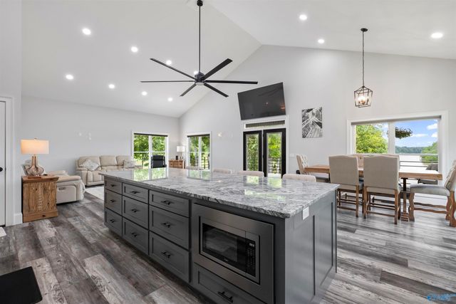 1218 Fitts Ferry Road, Gadsden, AL 35901