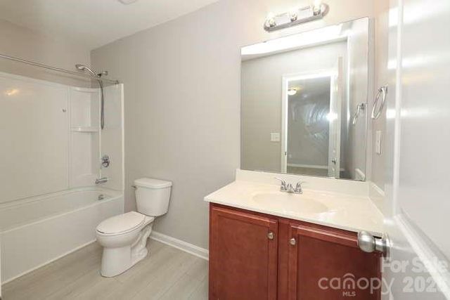 1212 Catawba Run, Lowell, NC 28098