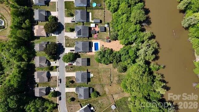 1212 Catawba Run, Lowell, NC 28098
