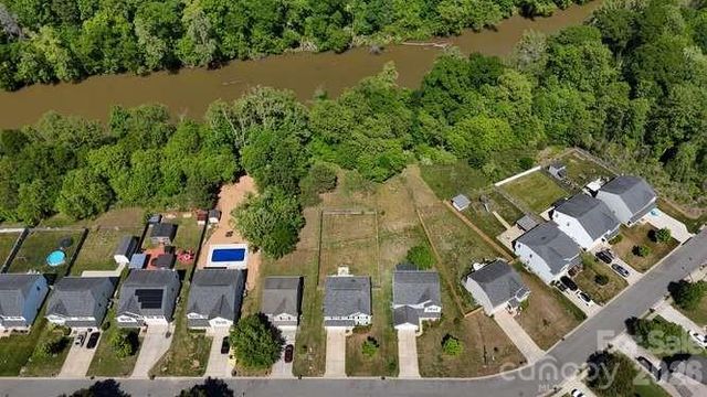1212 Catawba Run, Lowell, NC 28098