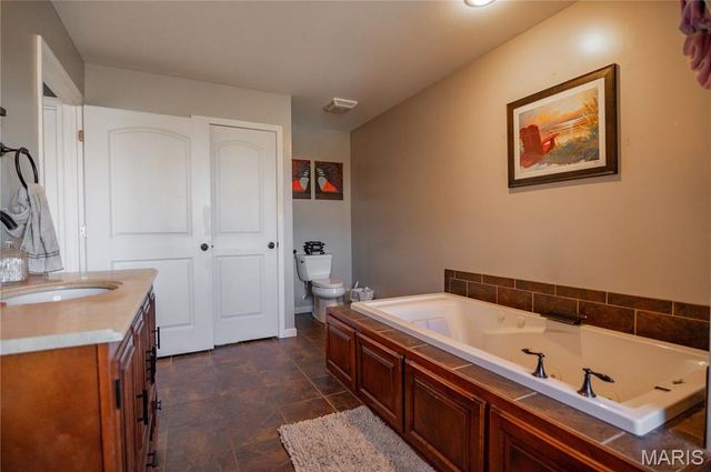 16501 County Road 420, Bloomfield, MO 63825