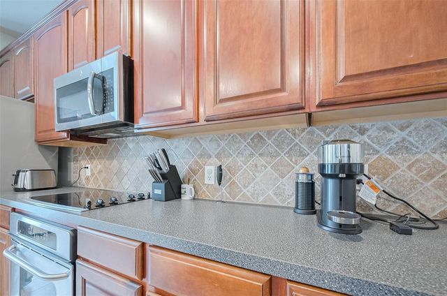 2610 Golden Creek Lane, Pearland, TX 77584