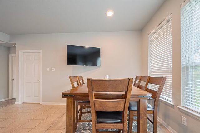 2610 Golden Creek Lane, Pearland, TX 77584