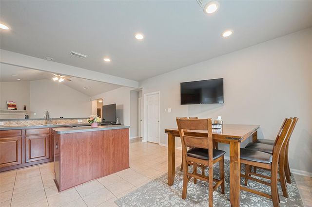 2610 Golden Creek Lane, Pearland, TX 77584
