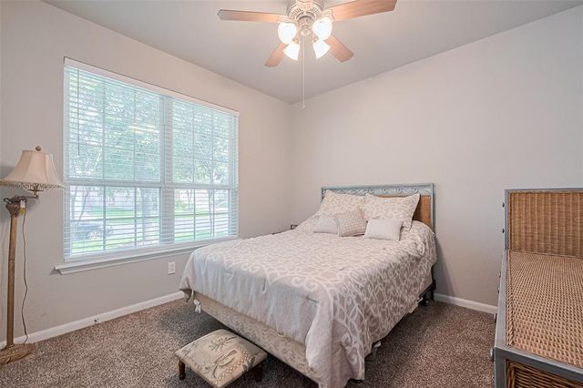 2610 Golden Creek Lane, Pearland, TX 77584