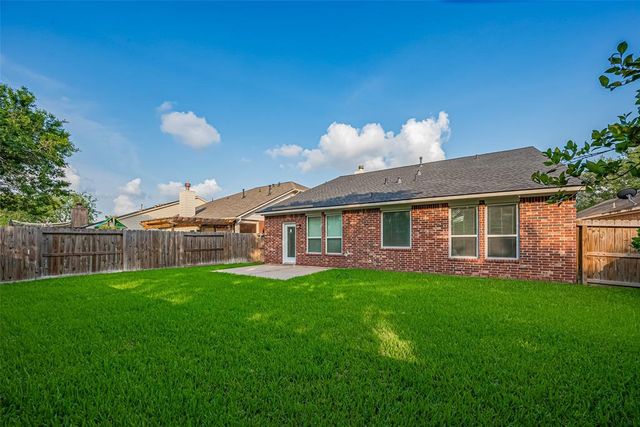2610 Golden Creek Lane, Pearland, TX 77584