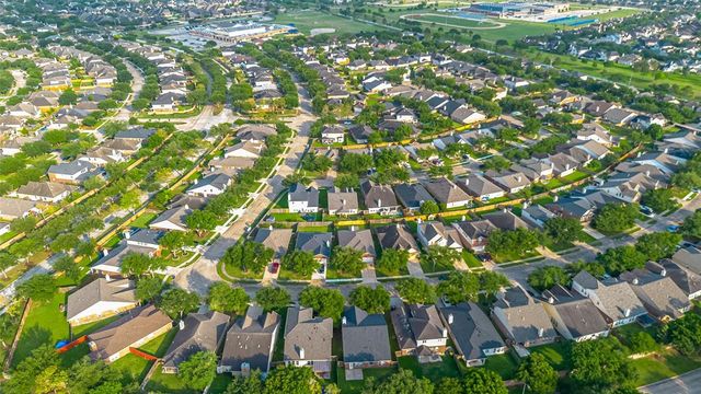 2610 Golden Creek Lane, Pearland, TX 77584