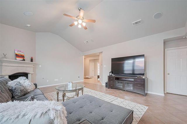 2610 Golden Creek Lane, Pearland, TX 77584