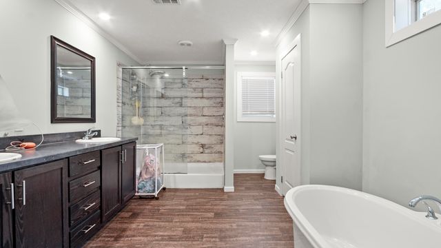 834 Paradise Island Drive, Defuniak Springs, FL 32433