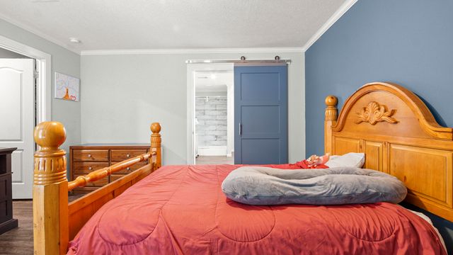 834 Paradise Island Drive, Defuniak Springs, FL 32433