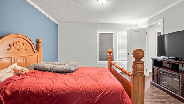 834 Paradise Island Drive, Defuniak Springs, FL 32433